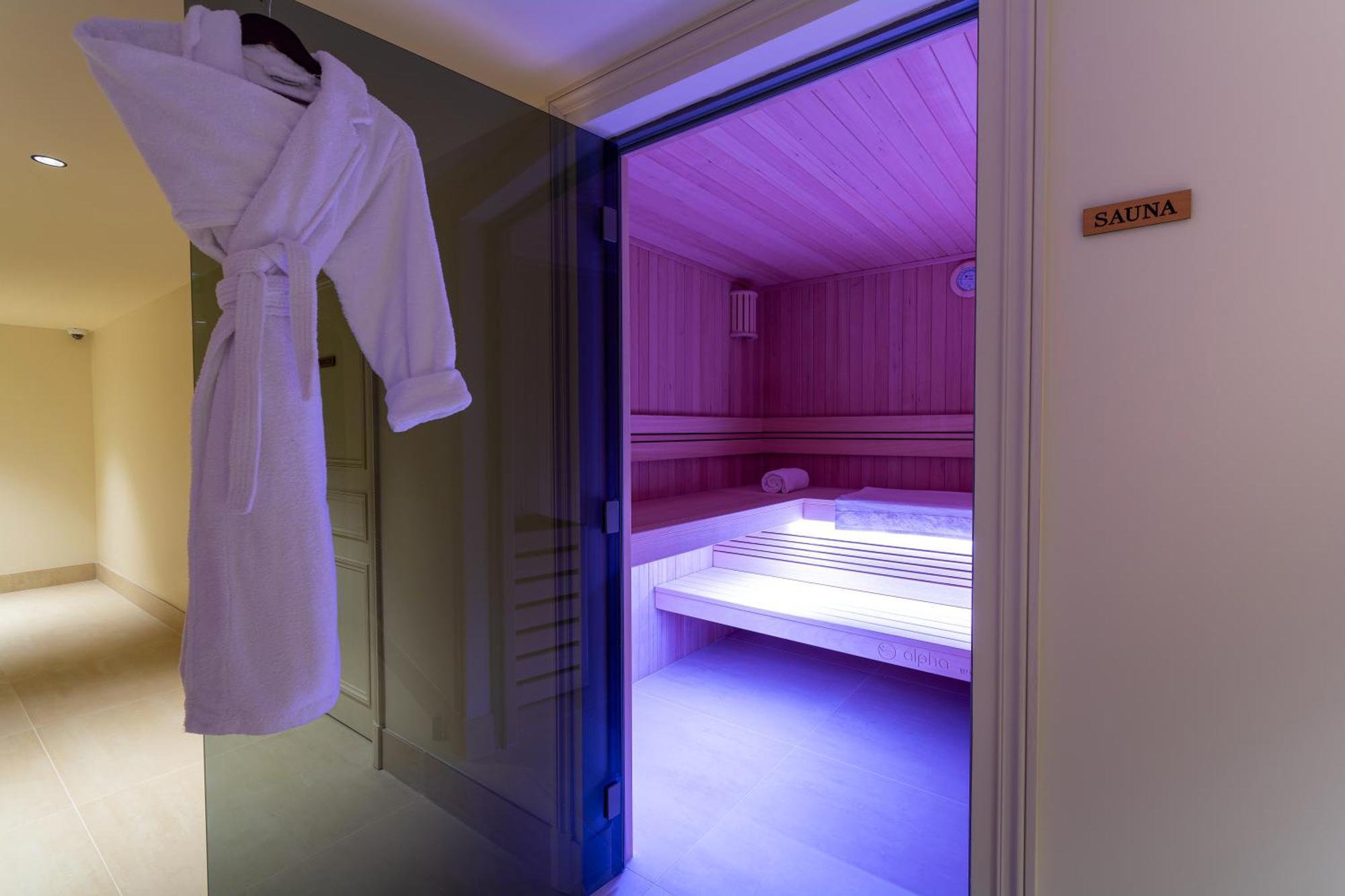 פונטנבלו Hotel & Spa Napoleon מראה חיצוני תמונה